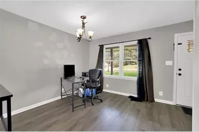 562 Plantation Boulevard, Lawrenceville, GA 30046 - Photo 4