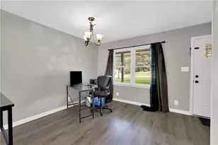 562 Plantation Blvd, Lawrenceville, GA 30046 - Photo 4