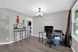 562 Plantation Blvd, Lawrenceville, GA 30046 - Photo 6