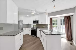 562 Plantation Blvd, Lawrenceville, GA 30046 - Photo 10