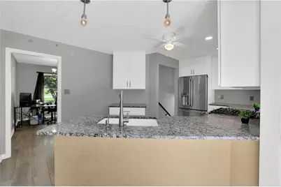 562 Plantation Boulevard, Lawrenceville, GA 30046 - Photo 20