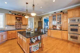 195 High Bluff Ct, Johns Creek, GA 30097 - Photo 6