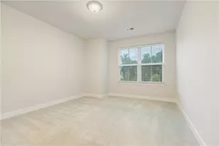 21 Red Ln, Hoschton, GA 30548 - Photo 10