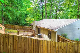 5285 Martins Crossing Rd, Stone Mountain, GA 30088 - Photo 18