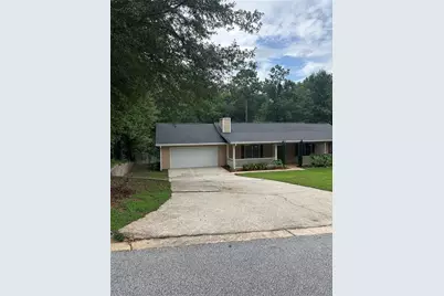 1420 Hillside Place SE, Conyers, GA 30094 - Photo 2