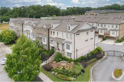 1096 Township Square, Alpharetta, GA 30022 - Photo 36