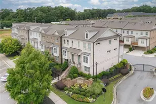 1096 Township Square, Alpharetta, GA 30022 - Photo 36