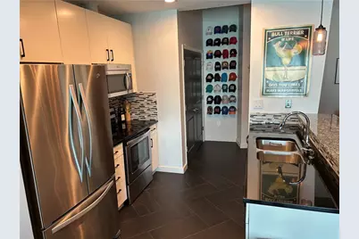 923 Peachtree Street NE #1730, Atlanta, GA 30309 - Photo 14