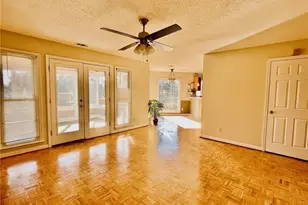 800 Meadowsong Cir, Lawrenceville, GA 30043 - Photo 12