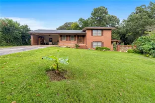 303 Pinecrest Dr, Warner Robins, GA 31093 - Photo 1