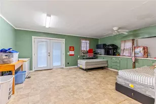 303 Pinecrest Dr, Warner Robins, GA 31093 - Photo 16