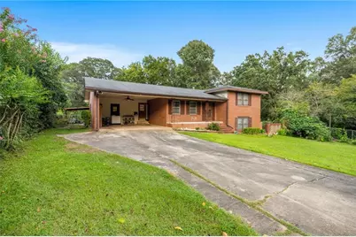 303 Pinecrest Drive, Warner Robins, GA 31093 - Photo 2