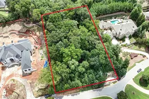 9715 Almaviva Dr, Alpharetta, GA 30022 - Photo 1