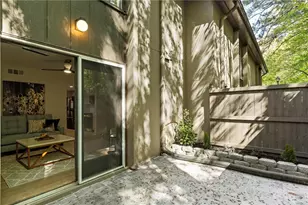 72 Ivy Pkwy NE, Atlanta, GA 30342 - Photo 38