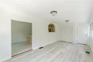 1493 Vesta, Atlanta, GA 30337 - Photo 32