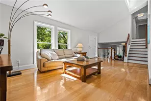 951 Woodmont Dr, Marietta, GA 30062 - Photo 2