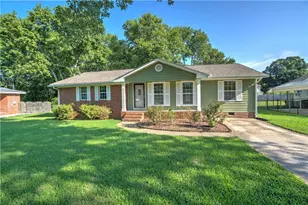 21 Fernwood Way NE, Rome, GA 30161 - Photo 1