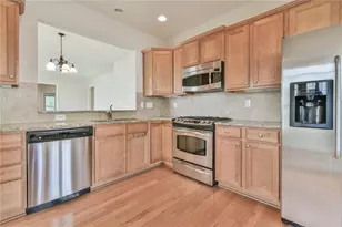 6184 Longleaf Dr, Hoschton, GA 30548 - Photo 8