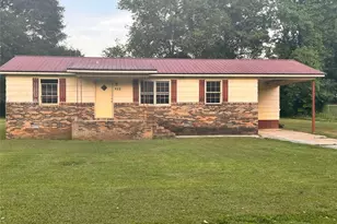 622 Scoggins St, Summerville, GA 30747 - Photo 1