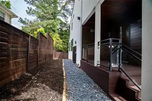 1099 Vista Trail NE, Atlanta, GA 30324 - Photo 4