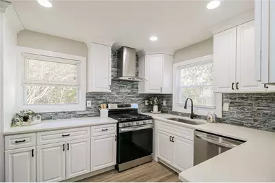 3667 Manhattan Drive, Decatur, GA 30034 - Photo 10