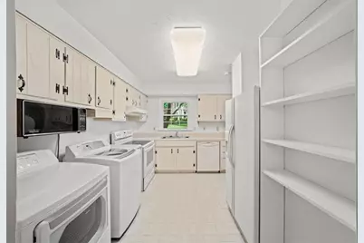 6700 Roswell Road #33E, Sandy Springs, GA 30328 - Photo 12