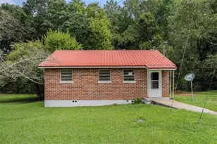 243 Glenn St, Jackson, GA 30233 - Photo 1