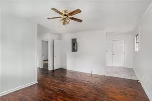 243 Glenn St, Jackson, GA 30233 - Photo 6