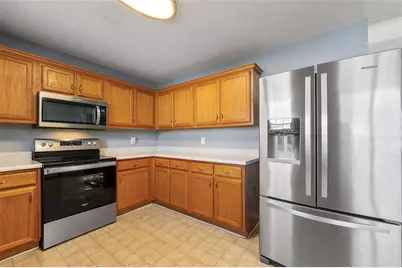 1241 Creekview Circle, Riverdale, GA 30296 - Photo 10