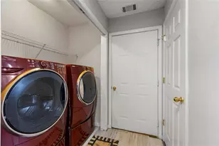 1241 Creekview Cir, Riverdale, GA 30296 - Photo 18