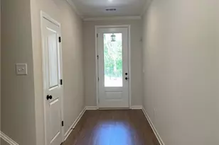 1246 Lucan Ln, Lawrenceville, GA 30043 - Photo 8