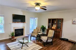 2951 Greyhawk Ln, Cumming, GA 30040 - Photo 6