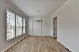 860 Sunset Park Dr, Suwanee, GA 30024 - Photo 6