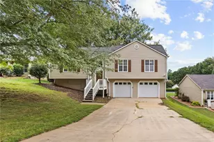 220 Magnolia Tree Ct, Alpharetta, GA 30022 - Photo 1