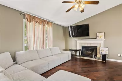 220 Magnolia Tree Court, Alpharetta, GA 30022 - Photo 4