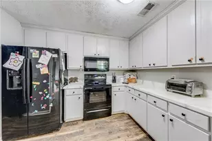 42 Edgefield Dr, Commerce, GA 30529 - Photo 14