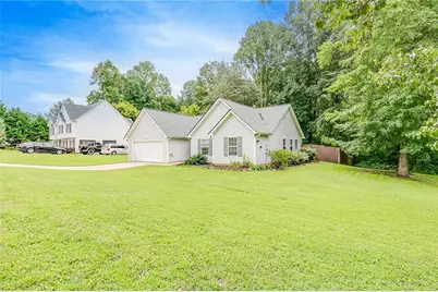 42 Edgefield Drive, Commerce, GA 30529 - Photo 6