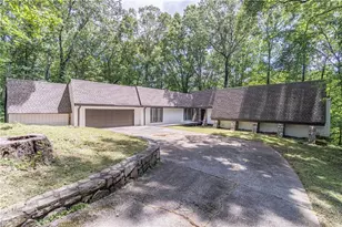 4022 Wesley Chapel Rd, Marietta, GA 30062 - Photo 2