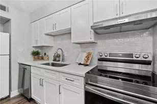 6700 Roswell Rd, Sandy Springs, GA 30328 - Photo 10