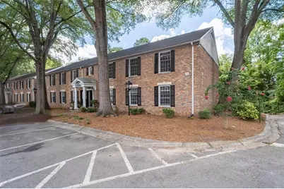 6700 Roswell Road #13A, Sandy Springs, GA 30328 - Photo 1