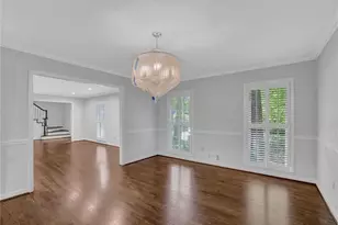 310 Clear Spring Ct, Marietta, GA 30068 - Photo 4