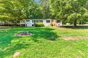 71 Kirk Rd NW, White, GA 30184 - Photo 4