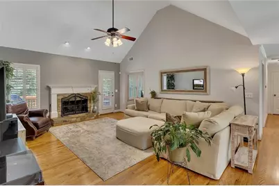 302 Amberleigh Court, White, GA 30184 - Photo 6