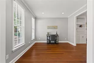 824 Hillcrest Ln, Woodstock, GA 30189 - Photo 6