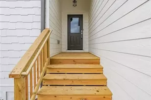 6230 Carlys Way, Gainesville, GA 30506 - Photo 4