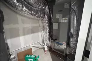 2686 Crk Vw Ter NW, Atlanta, GA 30318 - Photo 56