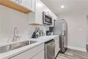 300 Peachtree St NE, Atlanta, GA 30308 - Photo 24