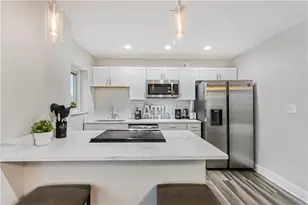 300 Peachtree St NE, Atlanta, GA 30308 - Photo 22