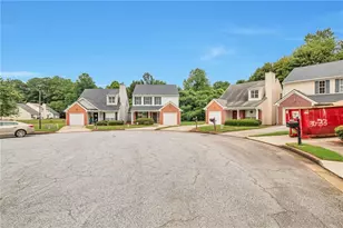 112 Hillandale Ct, Lithonia, GA 30058 - Photo 2