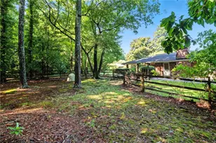 6600 Ridge Moore Dr, Peachtree Corners, GA 30360 - Photo 22